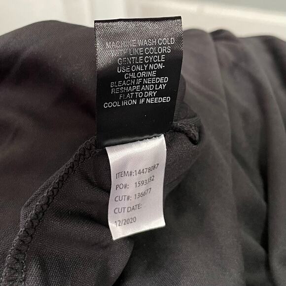 Torrid Plus Size 6 6X Black Sleeveless Crinkle Sundress Surplice Gothic Romantic - Picture 9 of 13